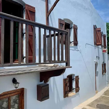 Cloud House On Nisyros * Emporeiós