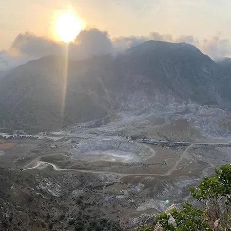 بيت للعطل Cloud House On Nisyros